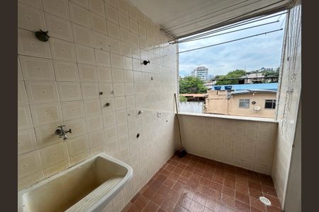 Apartamento para alugar com 75m², 3 quartos e 1 vagaÁrea de Serviço