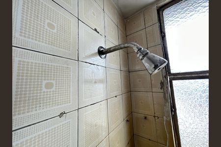 Apartamento para alugar com 75m², 3 quartos e 1 vagaChuveiro