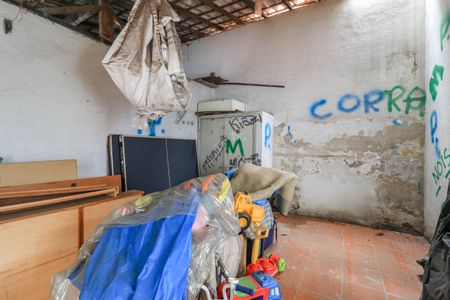 Casa à venda com 300m², 2 quartos e 4 vagasEdícula