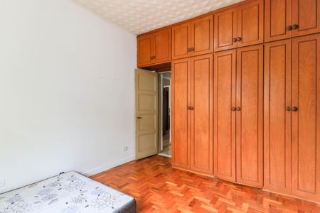 Casa à venda com 300m², 2 quartos e 4 vagasSuíte 2