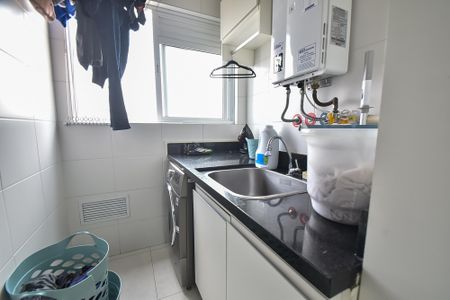 Apartamento à venda com 100m², 2 quartos e 2 vagasÁrea de serviço