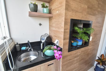 Varanda de apartamento à venda com 2 quartos, 100m² em Vila Mariana, São Paulo