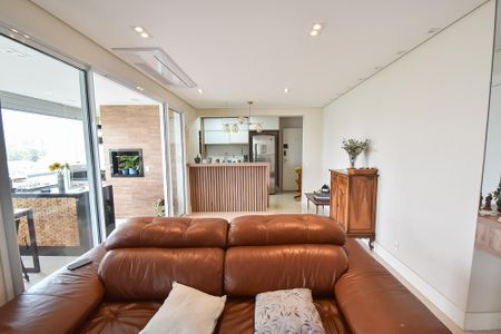 Apartamento à venda com 100m², 2 quartos e 2 vagasSala