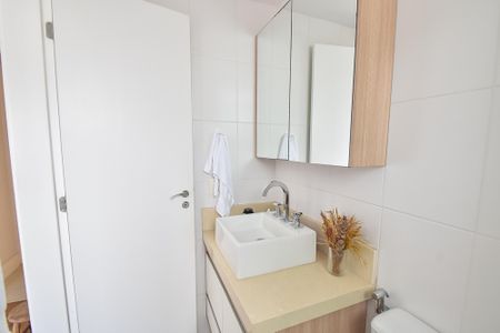 Apartamento à venda com 100m², 2 quartos e 2 vagasBanheiro da suíte 1