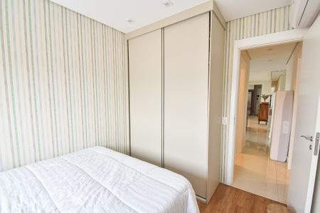 Apartamento à venda com 100m², 2 quartos e 2 vagasSuíte 1