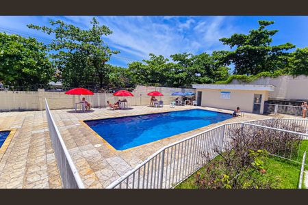 Apartamento à venda com 55m², 3 quartos e 1 vaga Apartamento à venda com 55m², 3 quartos e 1 vagaÁrea comum - Piscina