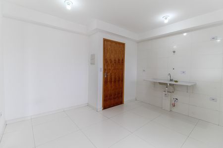 Apartamento para alugar com 39m², 2 quartos e sem vagaSala - Cozinha