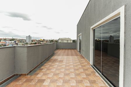 Apartamento para alugar com 39m², 2 quartos e sem vagaÁrea comum - Salão de festas