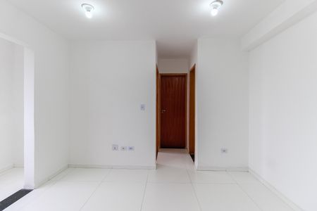 Apartamento para alugar com 39m², 2 quartos e sem vagaSala - Cozinha