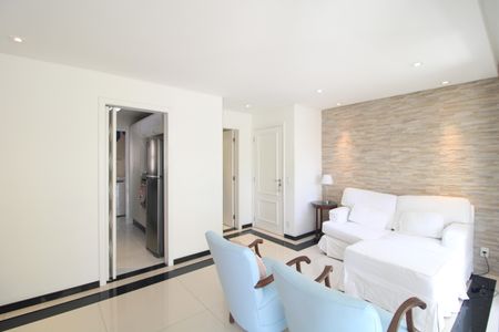 Sala de apartamento à venda com 3 quartos, 94m² em Vila Campo Grande, São Paulo