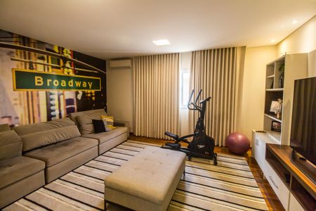 Casa de condomínio à venda com 485m², 4 quartos e 6 vagasSala