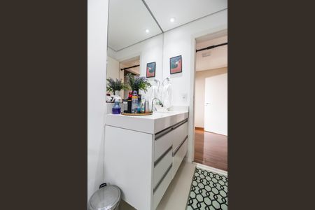 Casa de condomínio à venda com 485m², 4 quartos e 6 vagasBanheiro da Suíte