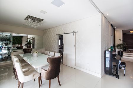 Sala  de casa de condomínio à venda com 4 quartos, 485m² em Tamboré, Santana de Parnaíba