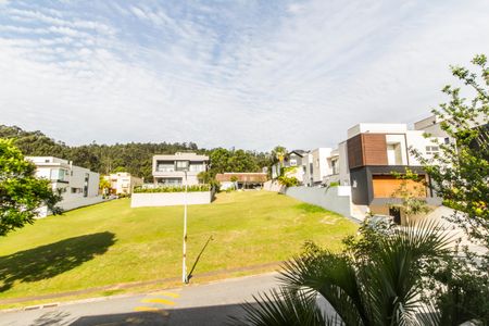 Casa de condomínio à venda com 485m², 4 quartos e 6 vagasVista da Suíte
