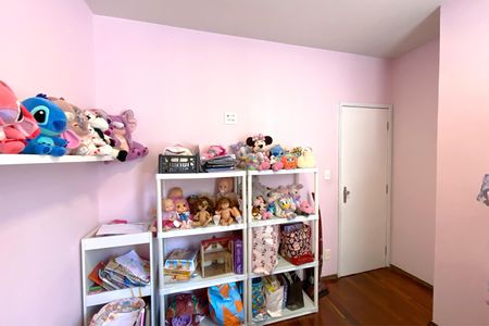 Apartamento à venda com 250m², 5 quartos e 2 vagasQuarto 5