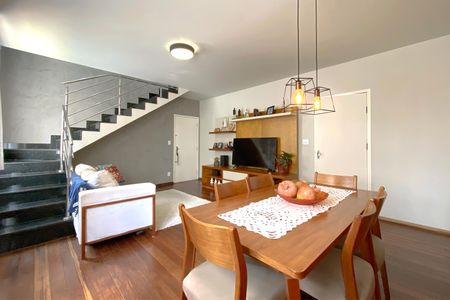 Apartamento à venda com 250m², 5 quartos e 2 vagasSala