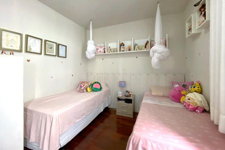 Apartamento à venda com 250m², 5 quartos e 2 vagasQuarto 3