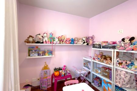 Apartamento à venda com 250m², 5 quartos e 2 vagasQuarto 5