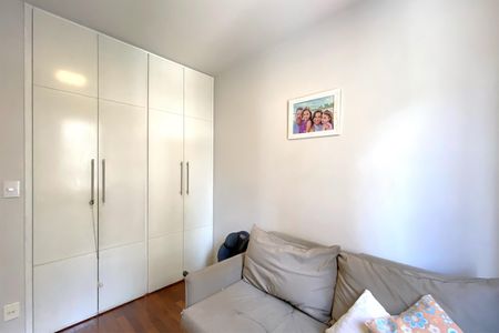 Apartamento à venda com 250m², 5 quartos e 2 vagasQuarto 4