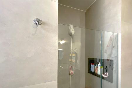 Apartamento à venda com 250m², 5 quartos e 2 vagasBanheiro