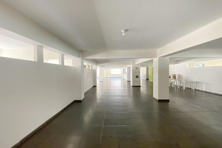 Apartamento à venda com 250m², 5 quartos e 2 vagasÁrea comum - Salão de festas