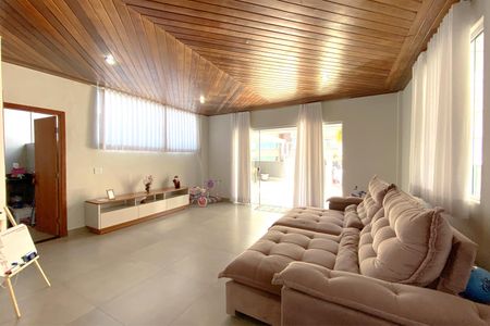 Apartamento à venda com 250m², 5 quartos e 2 vagasSala de Estar