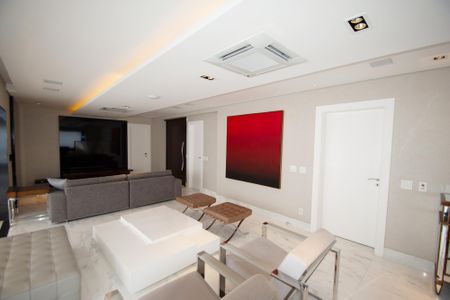 Apartamento à venda com 233m², 3 quartos e 4 vagas Apartamento à venda com 233m², 3 quartos e 4 vagassala de estar