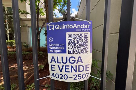 Apartamento à venda com 233m², 3 quartos e 4 vagas Apartamento à venda com 233m², 3 quartos e 4 vagasplaca instalada cod_ZIYT-1221