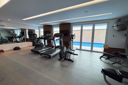 Apartamento à venda com 233m², 3 quartos e 4 vagas Apartamento à venda com 233m², 3 quartos e 4 vagasAcademia