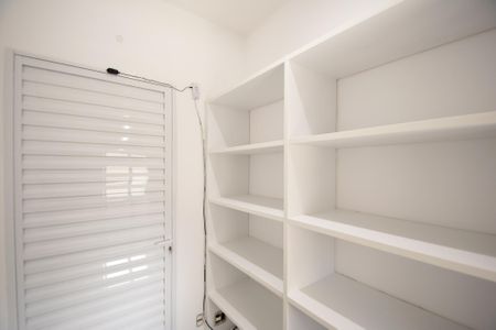 Apartamento à venda com 233m², 3 quartos e 4 vagas Apartamento à venda com 233m², 3 quartos e 4 vagasquarto serviço deposito