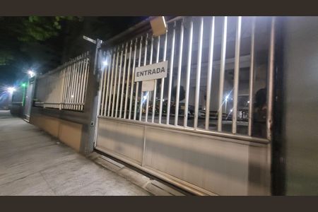 Fachada de apartamento para alugar com 2 quartos, 64m² em Praça Seca, Rio de Janeiro