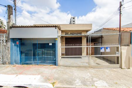 Casa para alugar com 540m², 1 quarto e 5 vagas Casa para alugar com 540m², 1 quarto e 5 vagasFachada + Placa