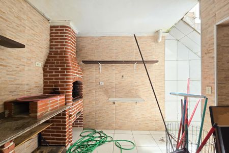 Casa para alugar com 150m², 3 quartos e 1 vagaÁrea  - Churrasqueira