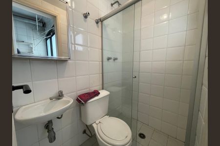 Apartamento à venda com 74m², 3 quartos e 2 vagasBanheiro de serviço