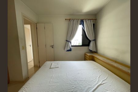 Apartamento à venda com 74m², 3 quartos e 2 vagasQuarto 3