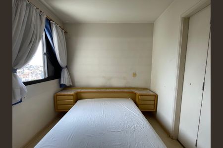 Apartamento à venda com 74m², 3 quartos e 2 vagasQuarto 3