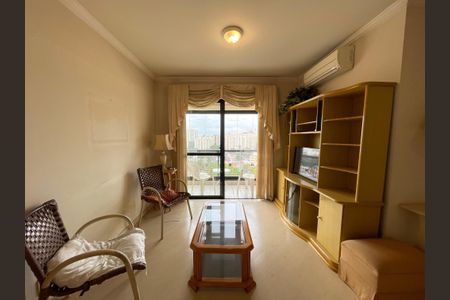 Sala de apartamento à venda com 3 quartos, 74m² em Jardim Peri Peri, São Paulo