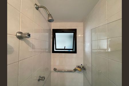 Apartamento à venda com 74m², 3 quartos e 2 vagasBanheiro Social