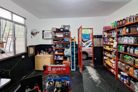 Casa para alugar com 780m², 2 quartos e 2 vagasQuarto 2