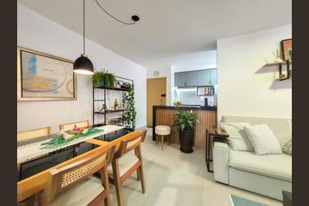 Apartamento à venda com 61m², 2 quartos e 2 vagas Apartamento à venda com 61m², 2 quartos e 2 vagasSala/Cozinha