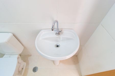 Apartamento para alugar com 24m², 1 quarto e sem vagaDetalhe - Banheiro