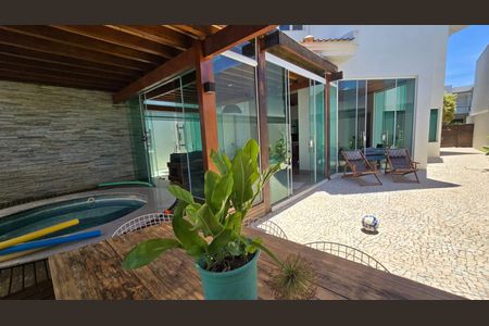 Casa de condomínio para alugar com 292m², 5 quartos e 2 vagasVaranda gourmet