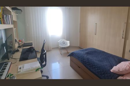 Casa de condomínio para alugar com 292m², 5 quartos e 2 vagasSuíte 2