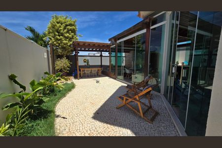 Casa de condomínio para alugar com 292m², 5 quartos e 2 vagasJardim