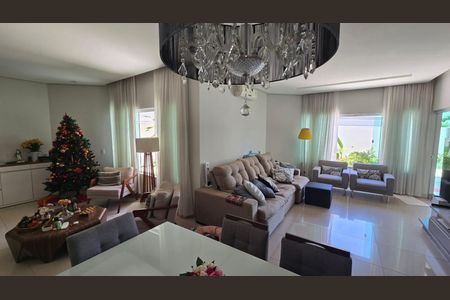 Casa de condomínio para alugar com 292m², 5 quartos e 2 vagasSala