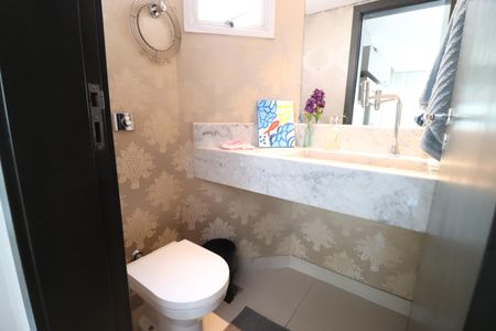 Casa de condomínio para alugar com 292m², 5 quartos e 2 vagasLavabo 1