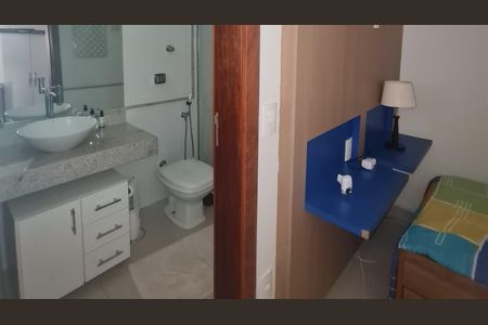 Casa de condomínio para alugar com 292m², 5 quartos e 2 vagasBanheiro da Suíte
