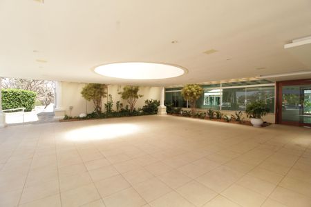 Casa de condomínio para alugar com 292m², 5 quartos e 2 vagasÁrea comum - Salão de festas