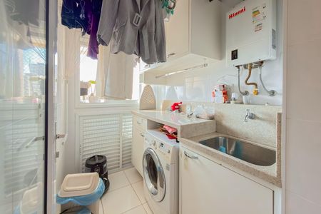 Apartamento à venda com 97m², 3 quartos e 2 vagas Apartamento à venda com 97m², 3 quartos e 2 vagasÁrea de Serviço