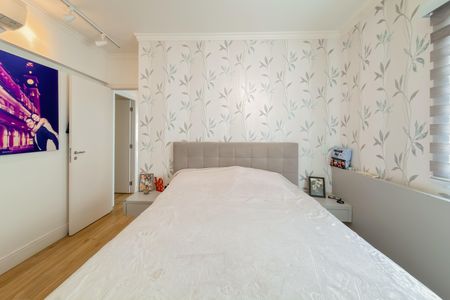 Apartamento à venda com 97m², 3 quartos e 2 vagas Apartamento à venda com 97m², 3 quartos e 2 vagasSuíte